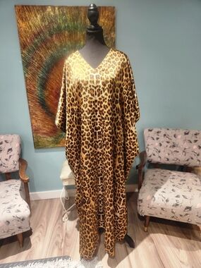 Leopard Print V-Neck Maxi Dress - Brown